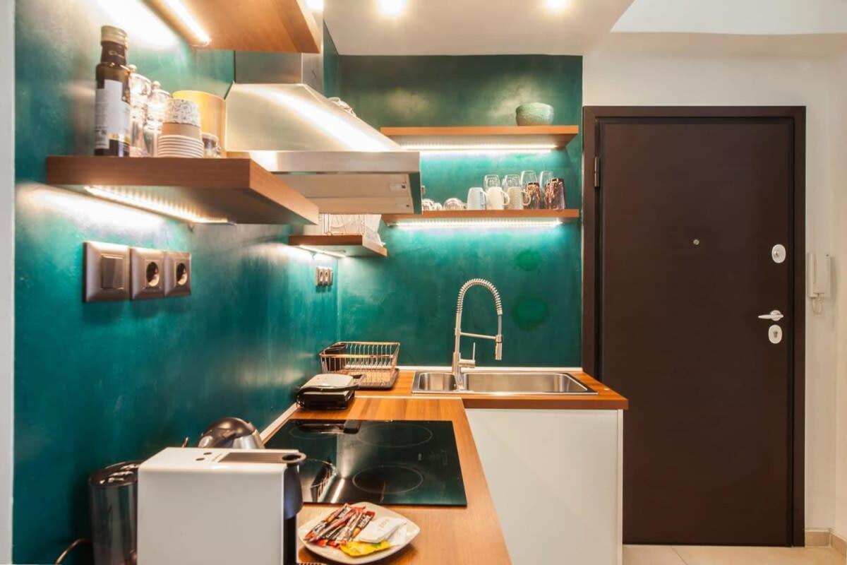 Beautiful Elegant Apartment Next To Monastiraki Athens Luaran gambar